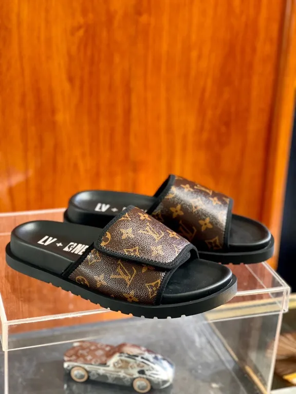 Louis Vuitton Shoe 